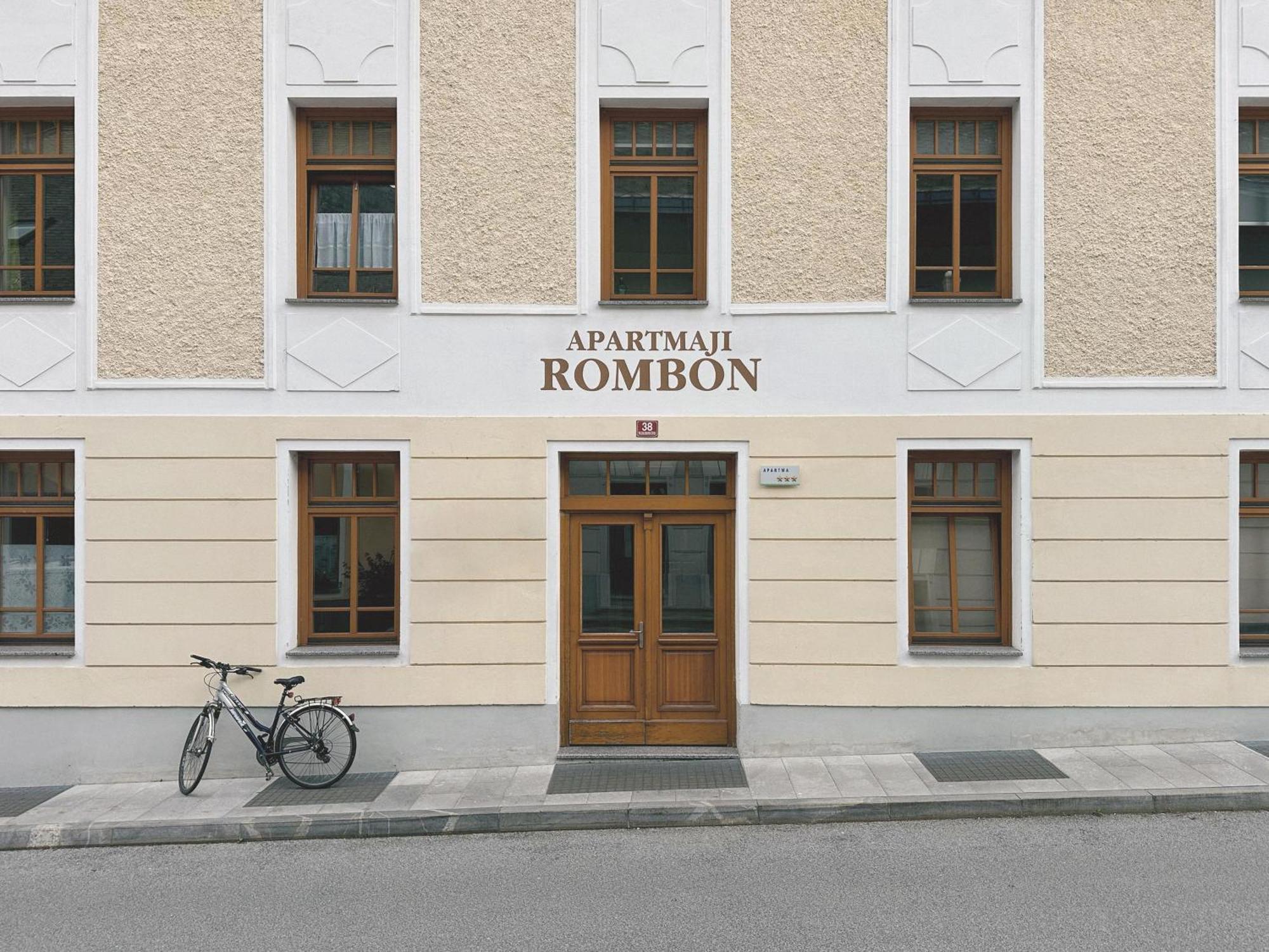 Apartments Rombon Бовец Екстериор снимка